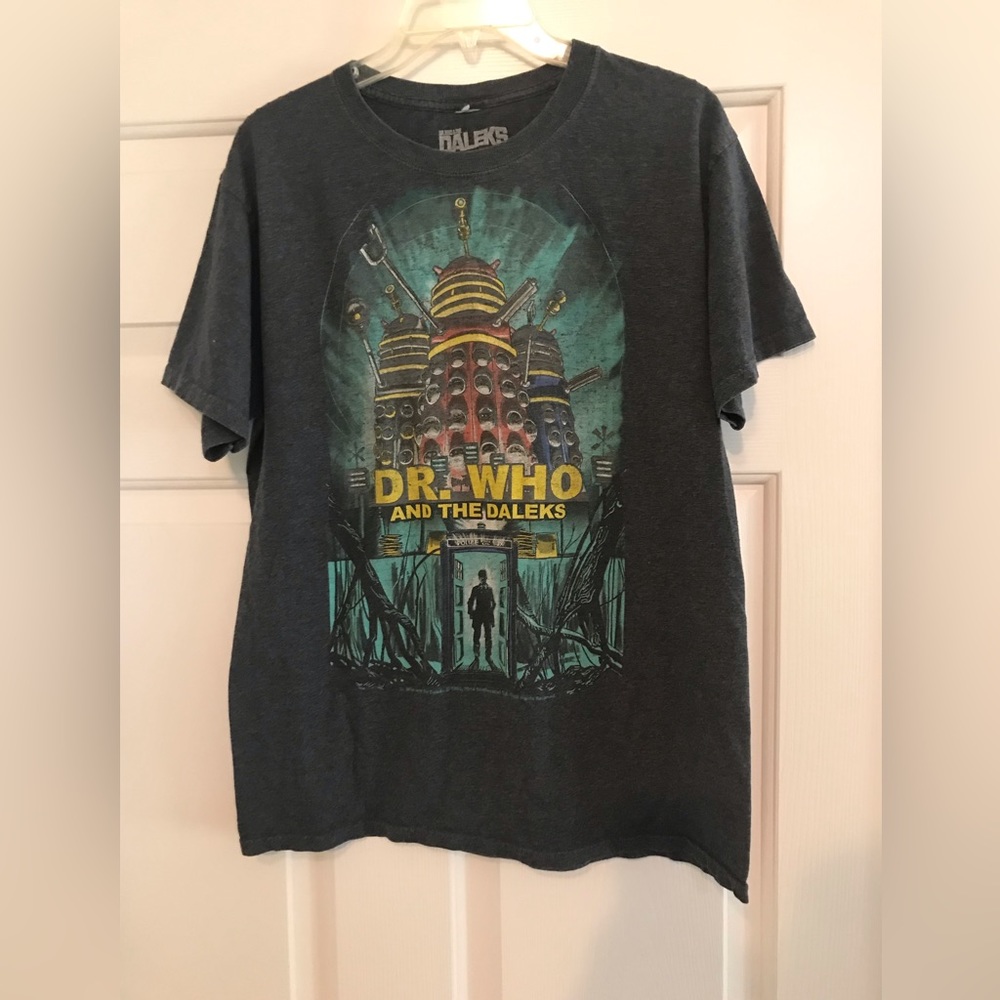 Dr. Who And The Daleks Blue Mens M Shirt. Chest: 20in Back: 28in.